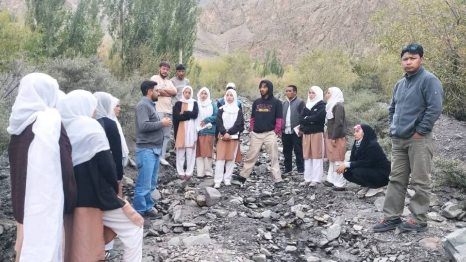GDC Kargil Organized Field cum University Lab tour for Students of Env. Science:_