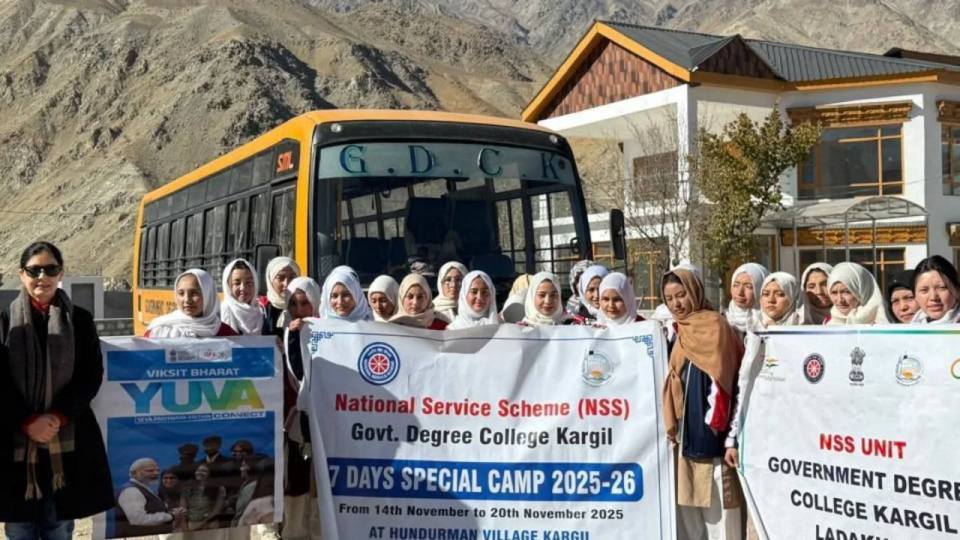 NSS GDC Kargil Successfully Concludes 7-Day NSS Special Camp at Hundurman Village.
